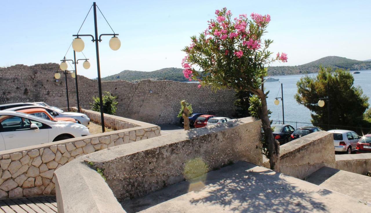 Illy City Centre Apartment Šibenik Dış mekan fotoğraf