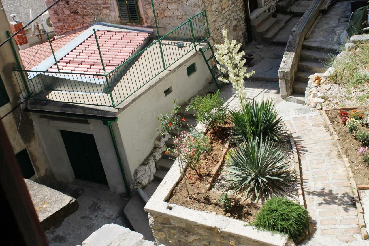 Illy City Centre Apartment Šibenik Dış mekan fotoğraf